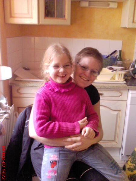 on est po belle oceane ma petite soeur 20 ans de difference on dirais po lol !!!