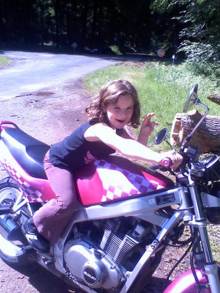 et piqueuseeeeeeeeeeeeeeeee