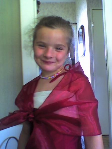 qu'est ce qu'elle va etre belle ma zouzoutte pour le mariage de son papa ,n'est ce po???