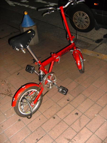 DELIRE LE VELO (en meme temp ils sont po grand )