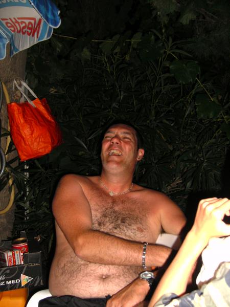 encore entrain de te moque de moi tu es si beau quand tu souris mon ptit coeur