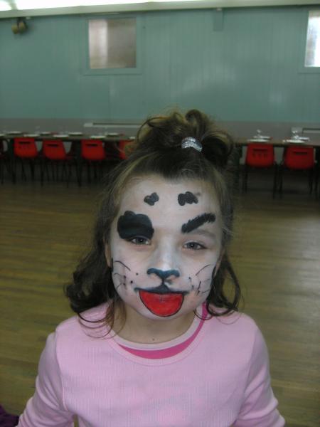 lea c etais fait maquiller au marche de noel d'arras elle est trop !!